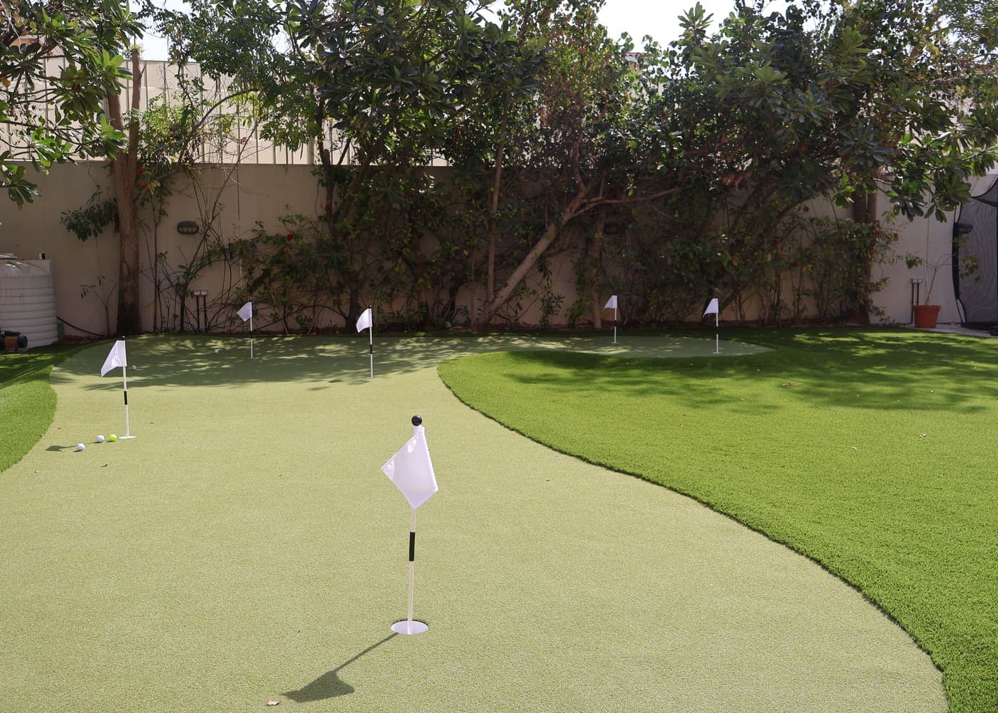 JLT Family Green, synthetic putting green in JLT, Dubai, UAE